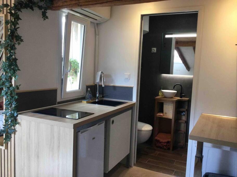 Studio De Charme Au Coeur De La Vieille Ville Nice Eksteriør bilde